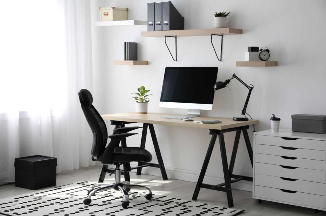 Desks That Fit Anywhere and Work Everywhere