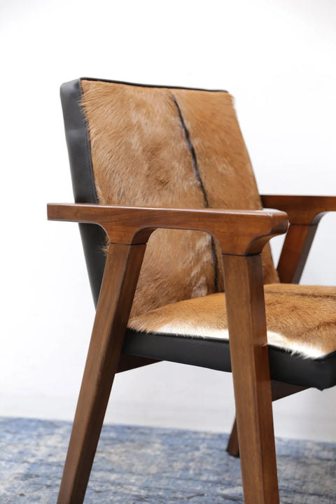 Drellyn Cool Armchair Brown Mindi Oak