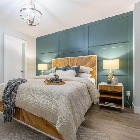 Draycott King Bed