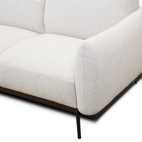 Meela Loveseat