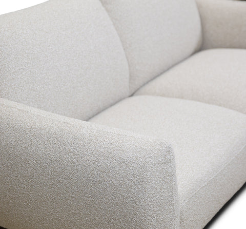 Meela Loveseat