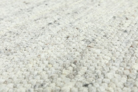 OSHIMA HAND WOVEN RUG STRING