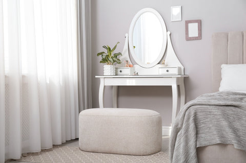 How to Incorporate a Vanity into Your Bedroom Design?