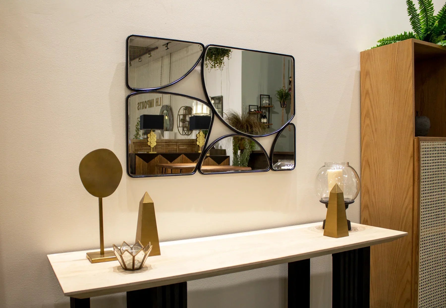 Mirrors Collection