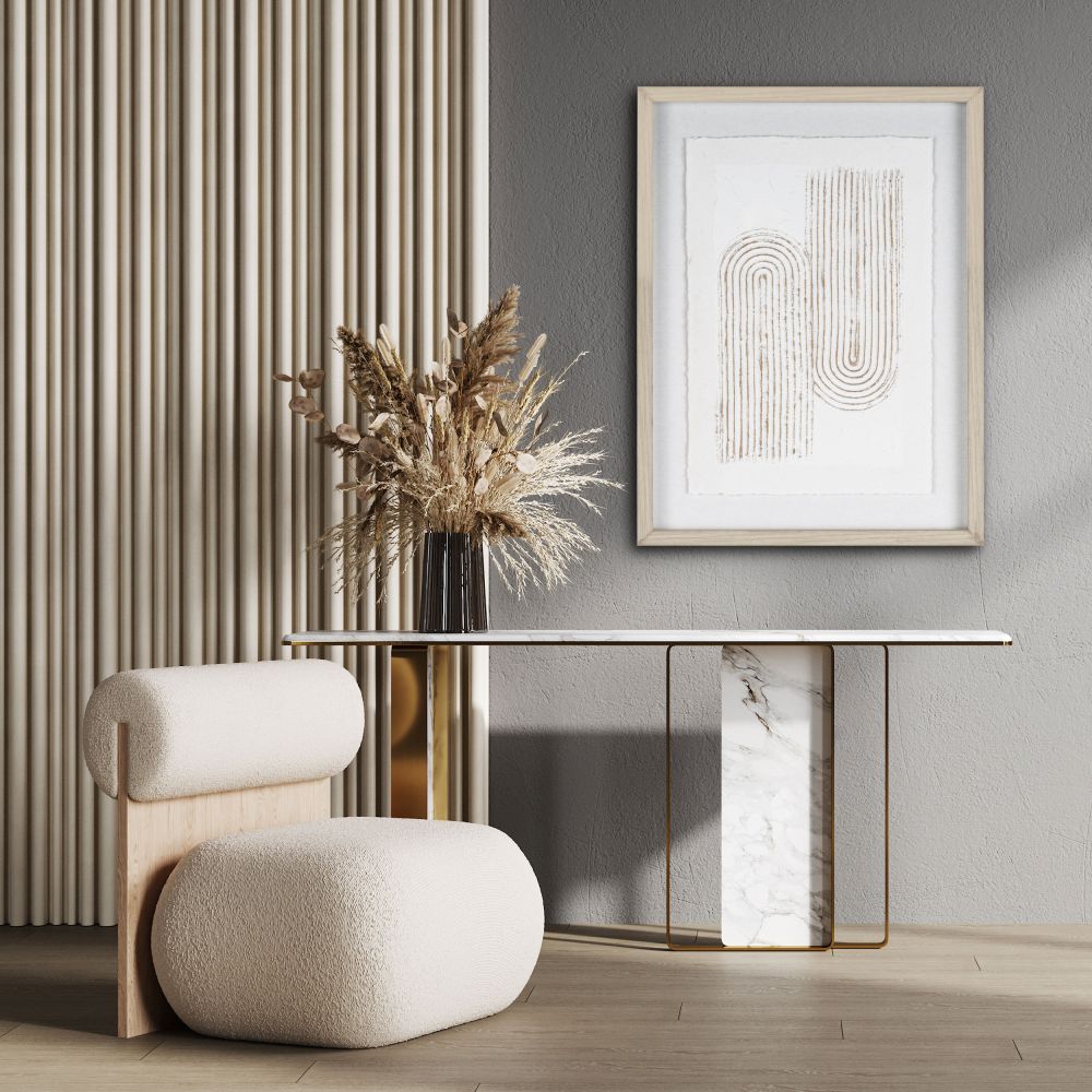 Curvaceous Spirit, Shadow Box