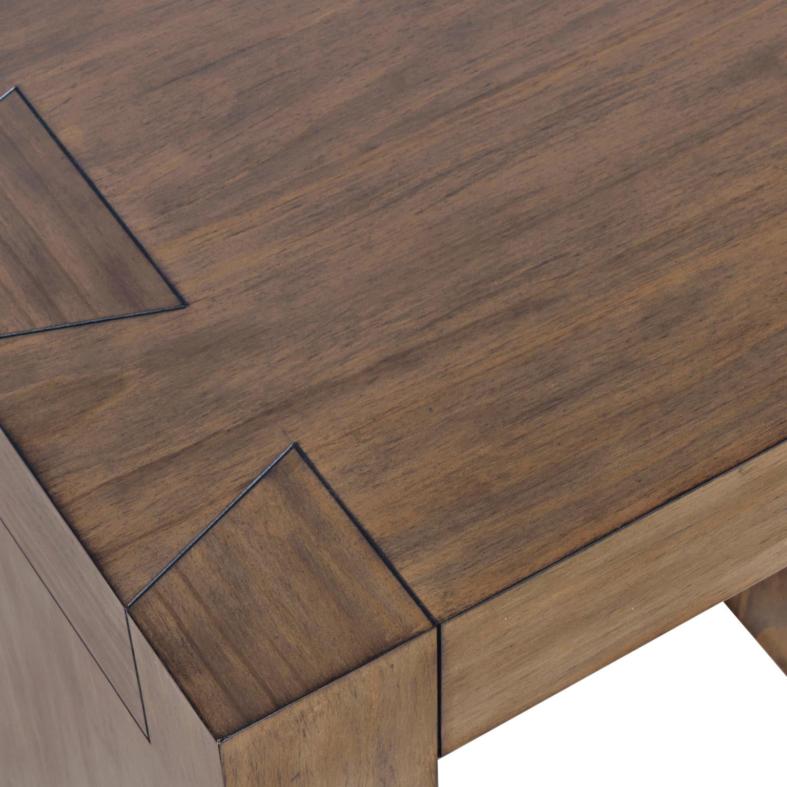 Taos Dovetailed Wood End Table – Chestnut