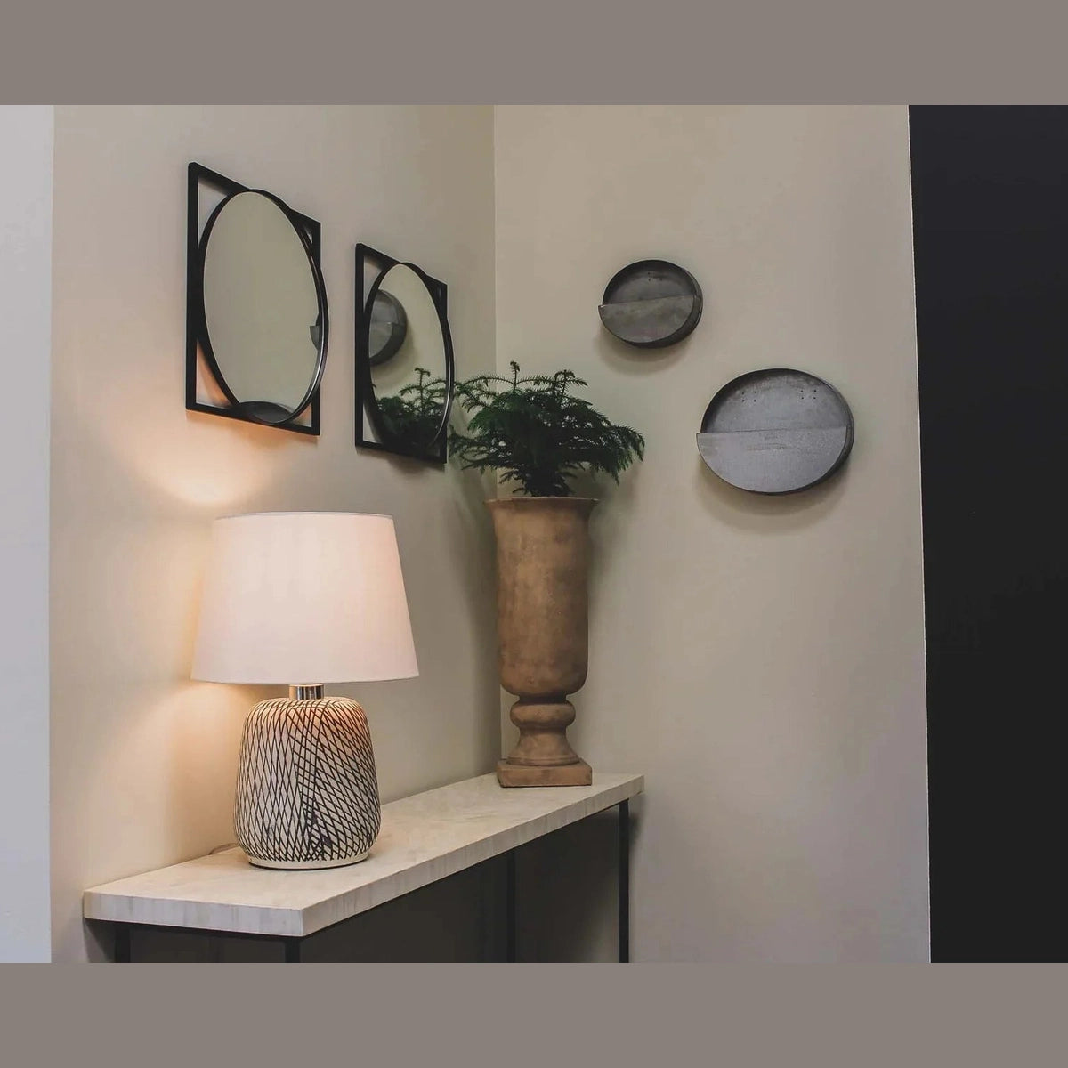 Liora Swirl Lamp