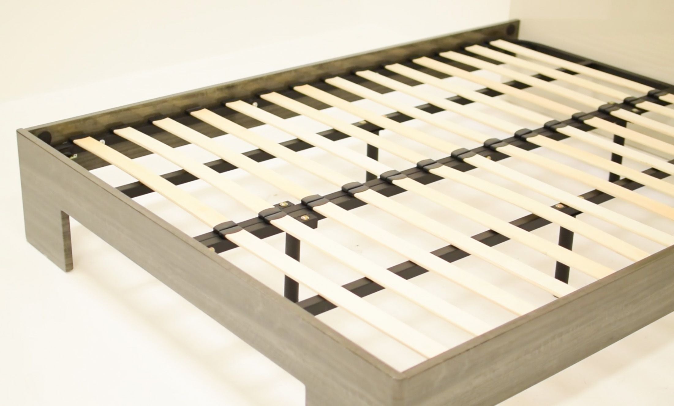 Benson Grey/ Brown Glossy Finish King Bed no storage