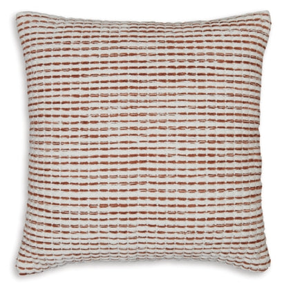 Nashlin Pillow (4/CS)