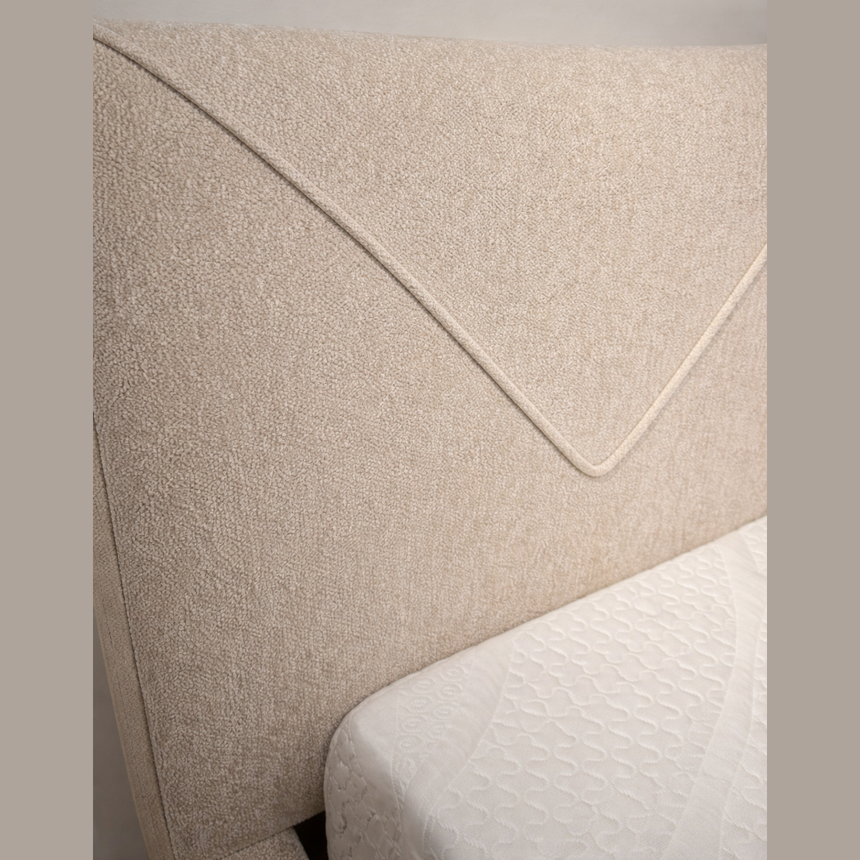 Aleksey Upholstered Hydraulic Lift Up Storage Bed