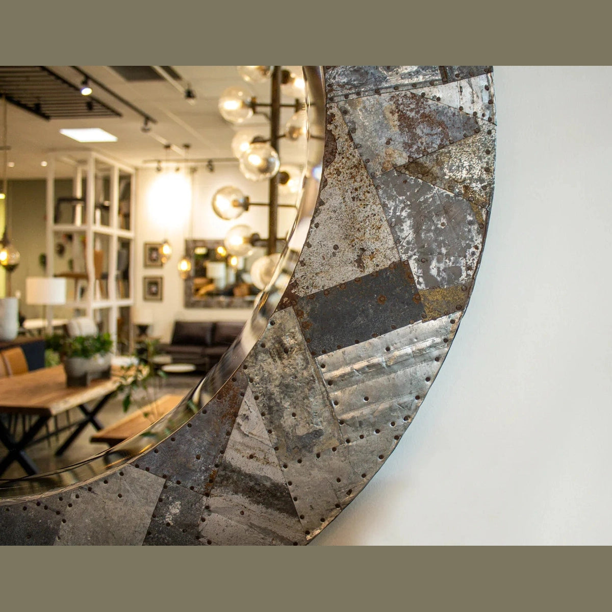 Sierra Round Mirror 42"