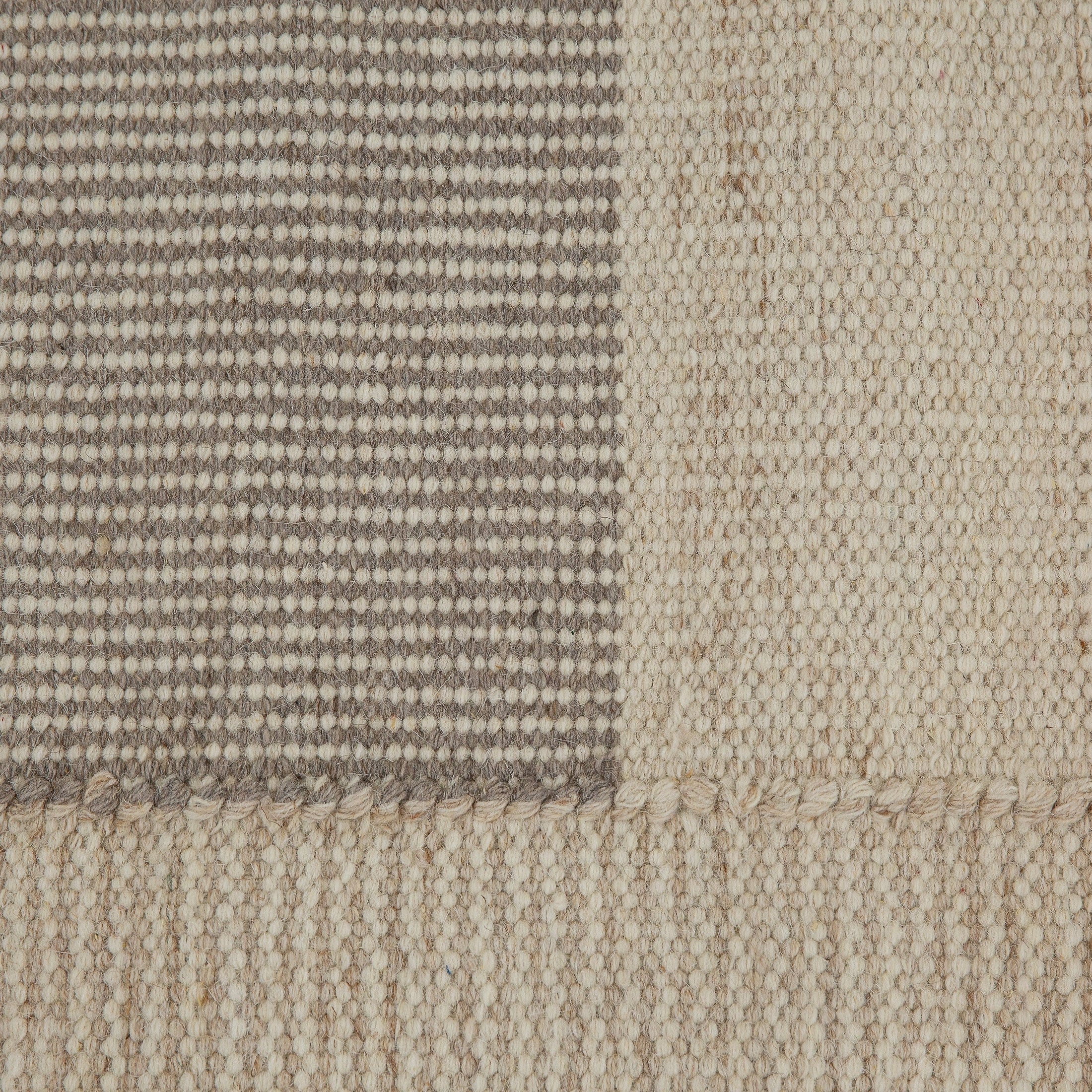 BATNA HAND WOVEN RUG IVORY/TAUPE