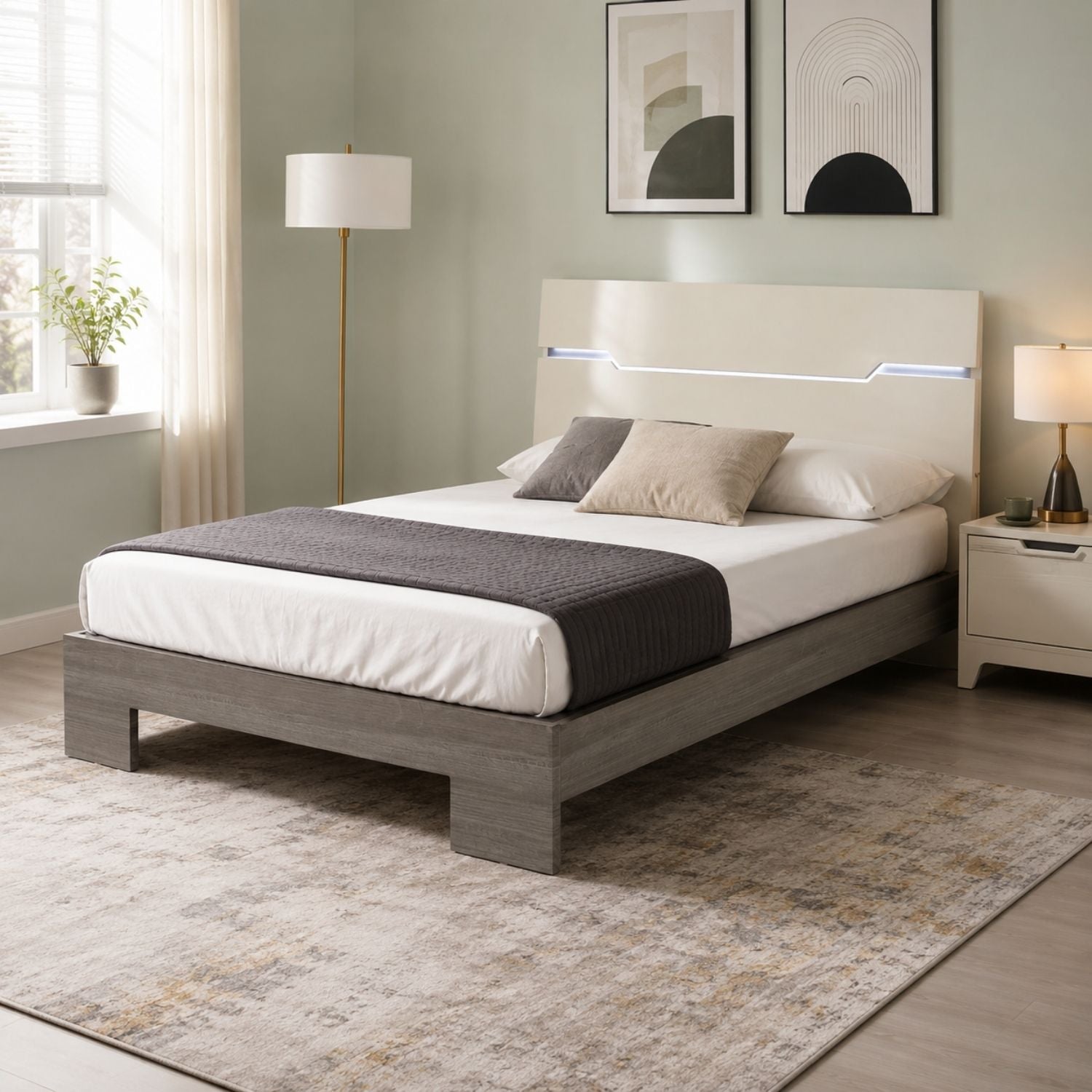 Benson Grey/ Brown Glossy Finish King Bed no storage