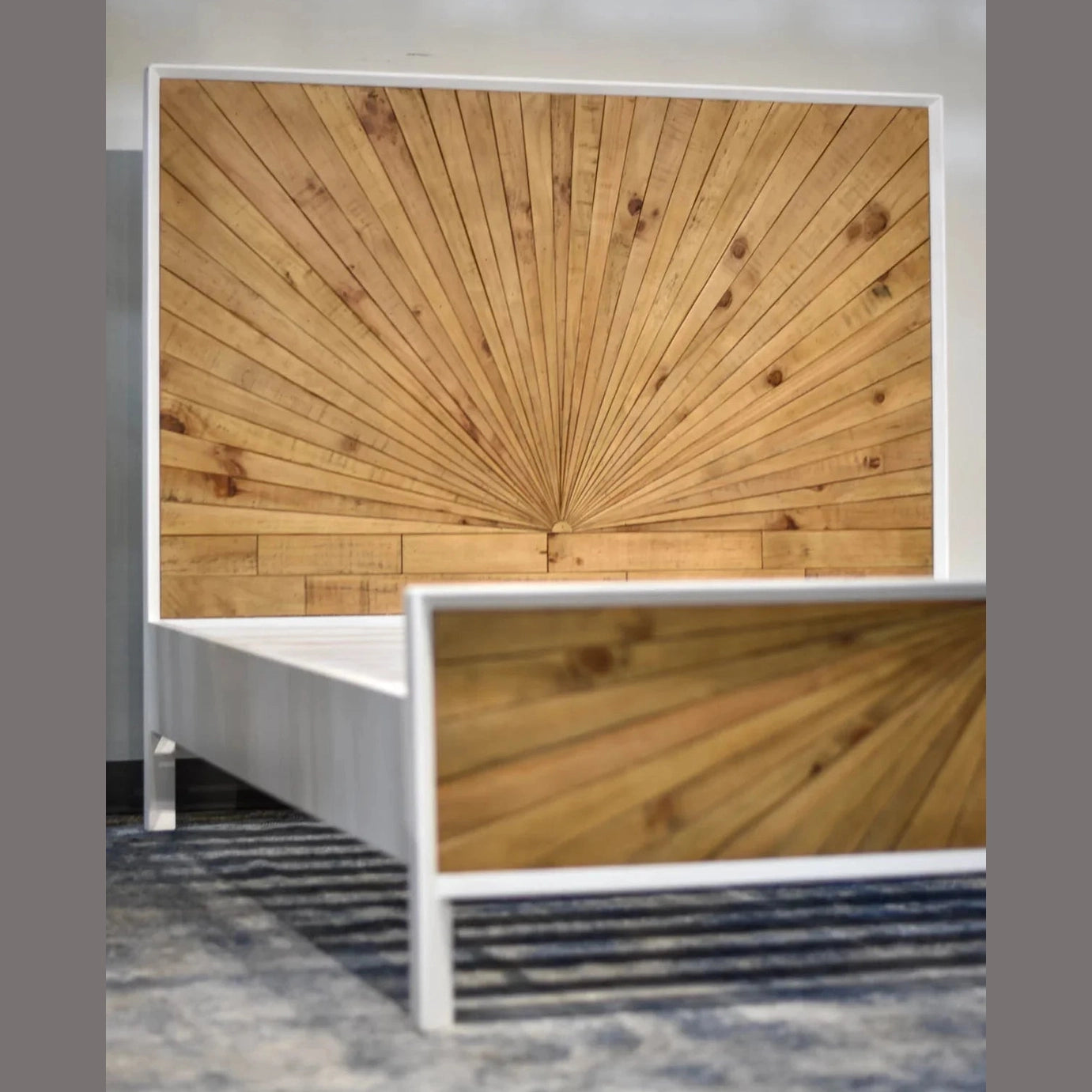 Draycott Queen Bed