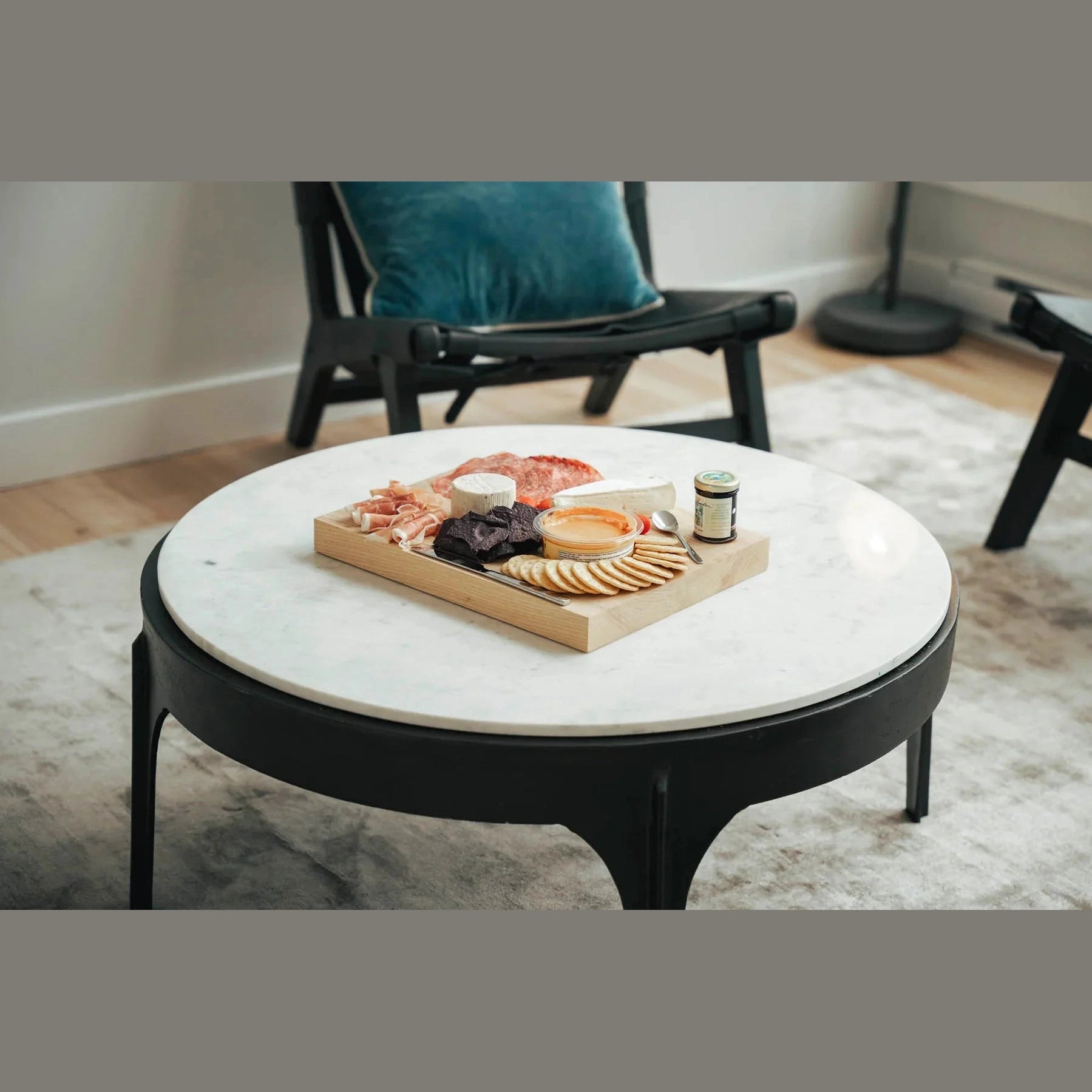 Nila Coffee Table