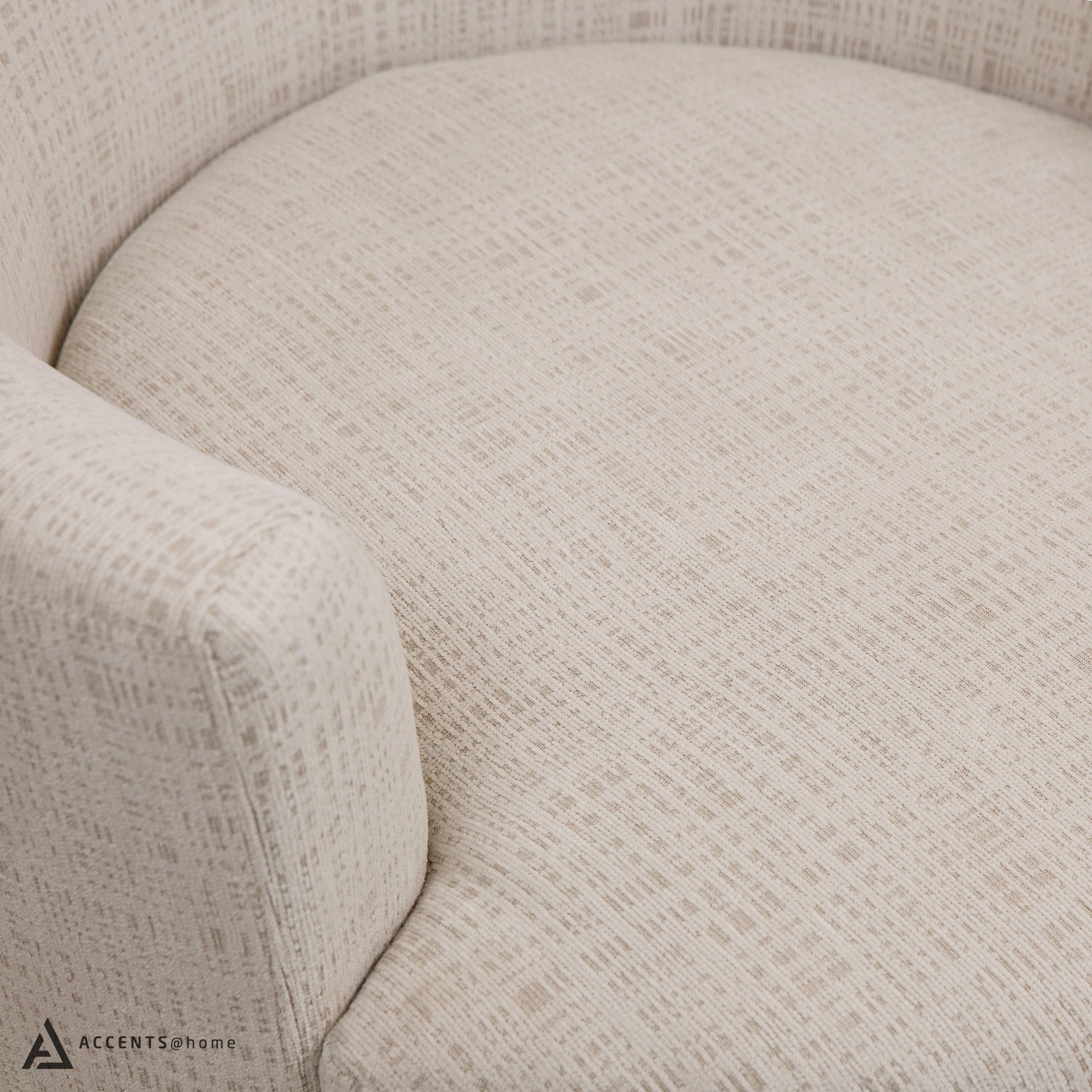 Calista Accent Swivel Chair - Pearl