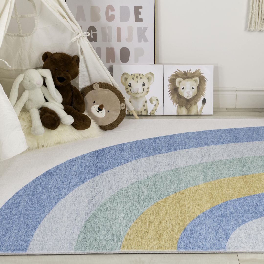 Daisy Sky Blue Floral Accent Rug
