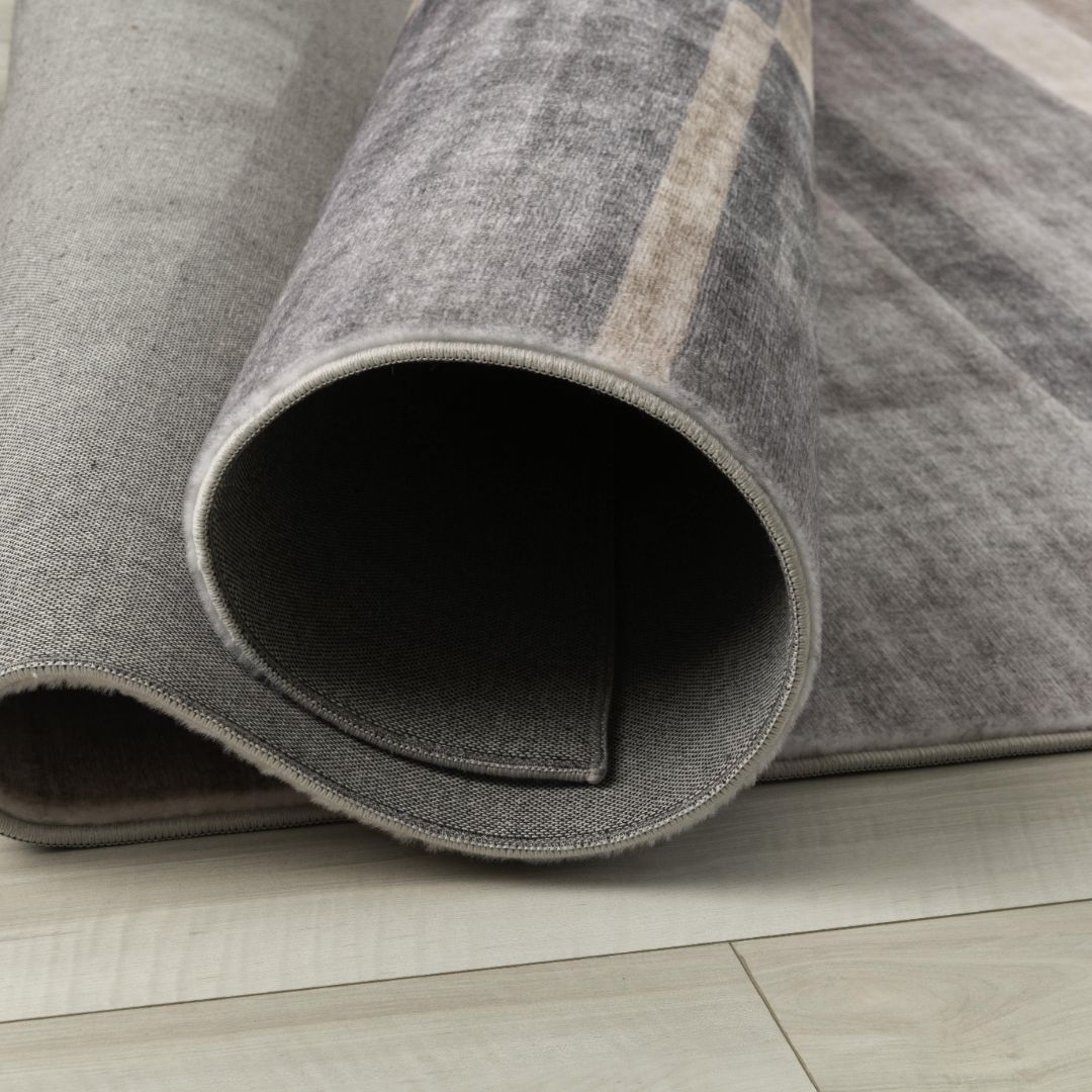 Europa Brown Contemporary Grid-Style Rug