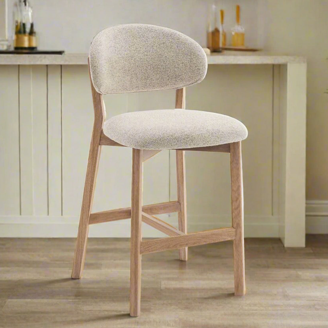 Counter & Bar Stools