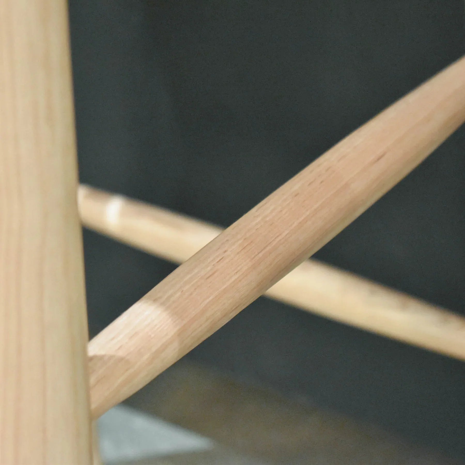 Ulven Counter Stool