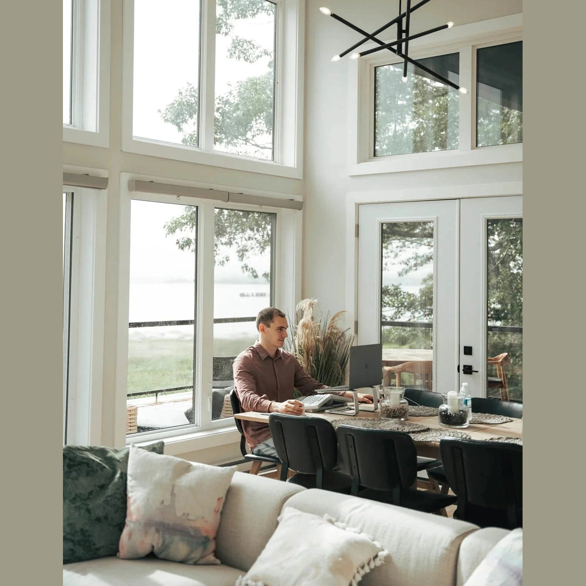 Elvyn Extension Dining Table