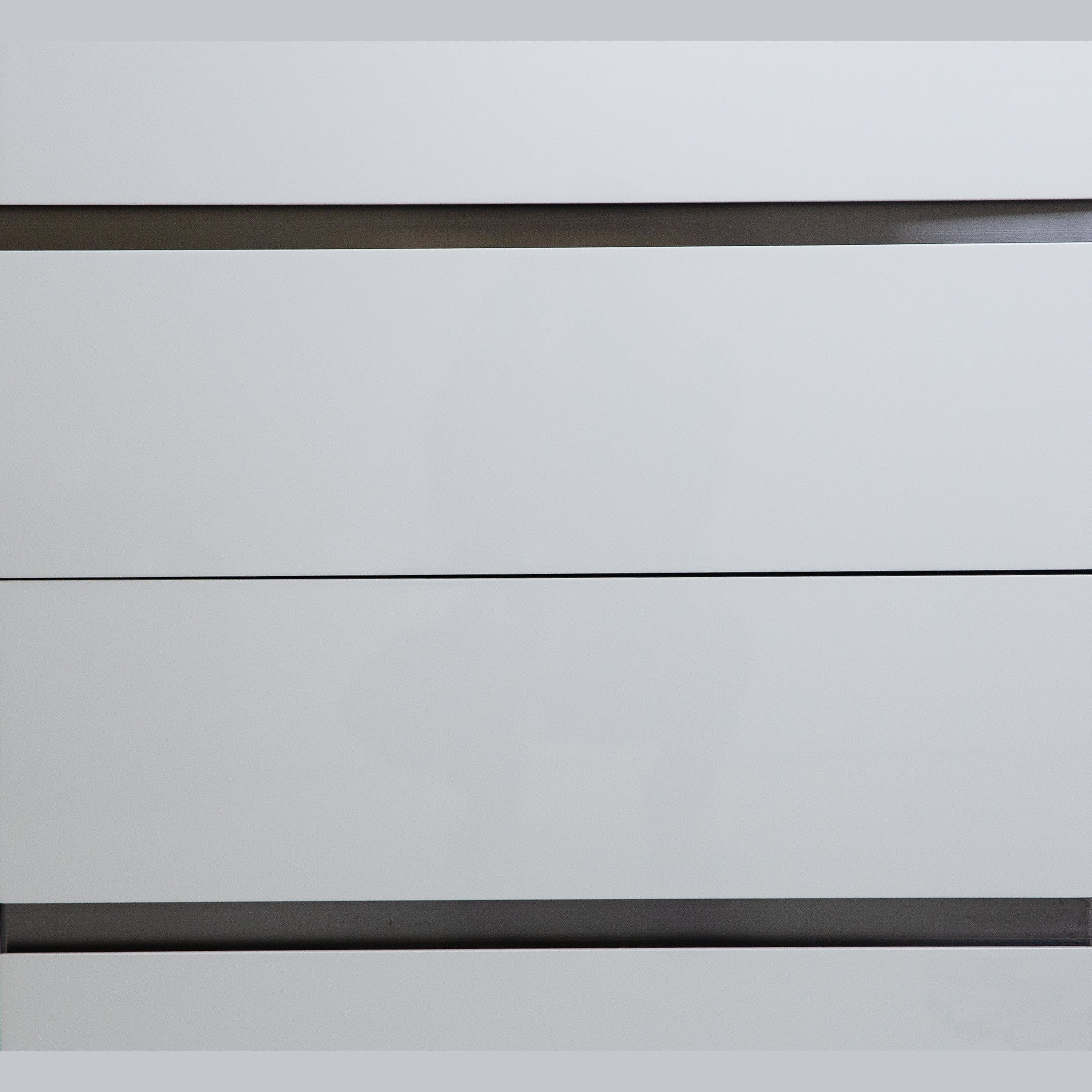 Gilly Grey Glossy Finish Bedroom Chest