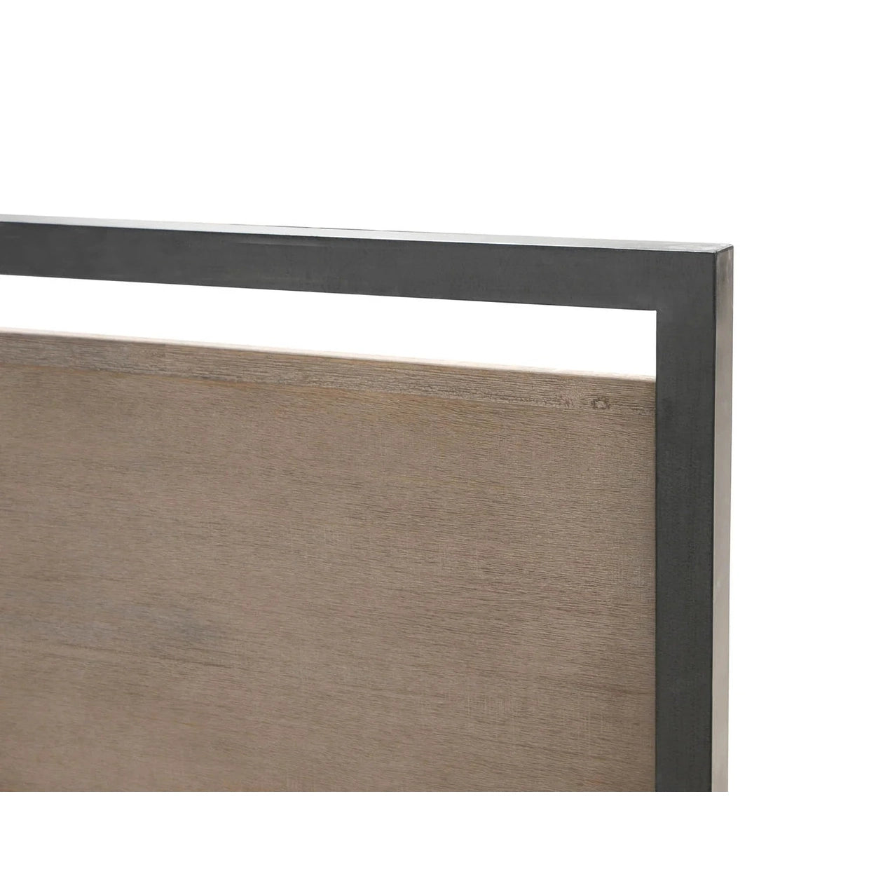 Alvado Bed