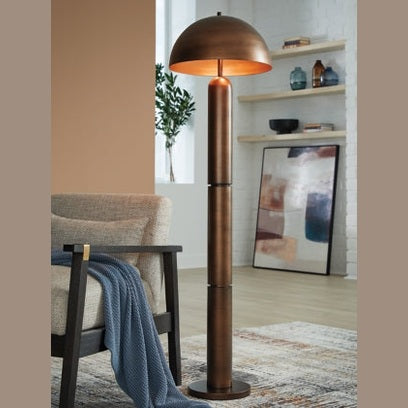 Wendfield Metal Floor Lamp