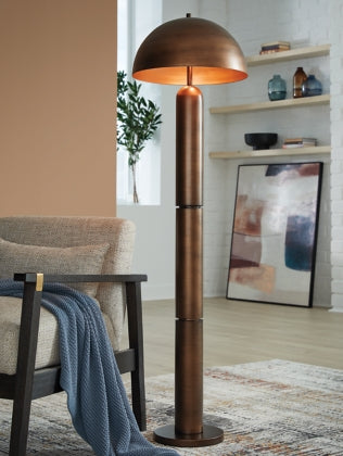 Wendfield Metal Floor Lamp
