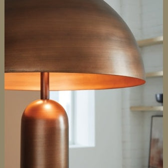 Wendfield Metal Floor Lamp