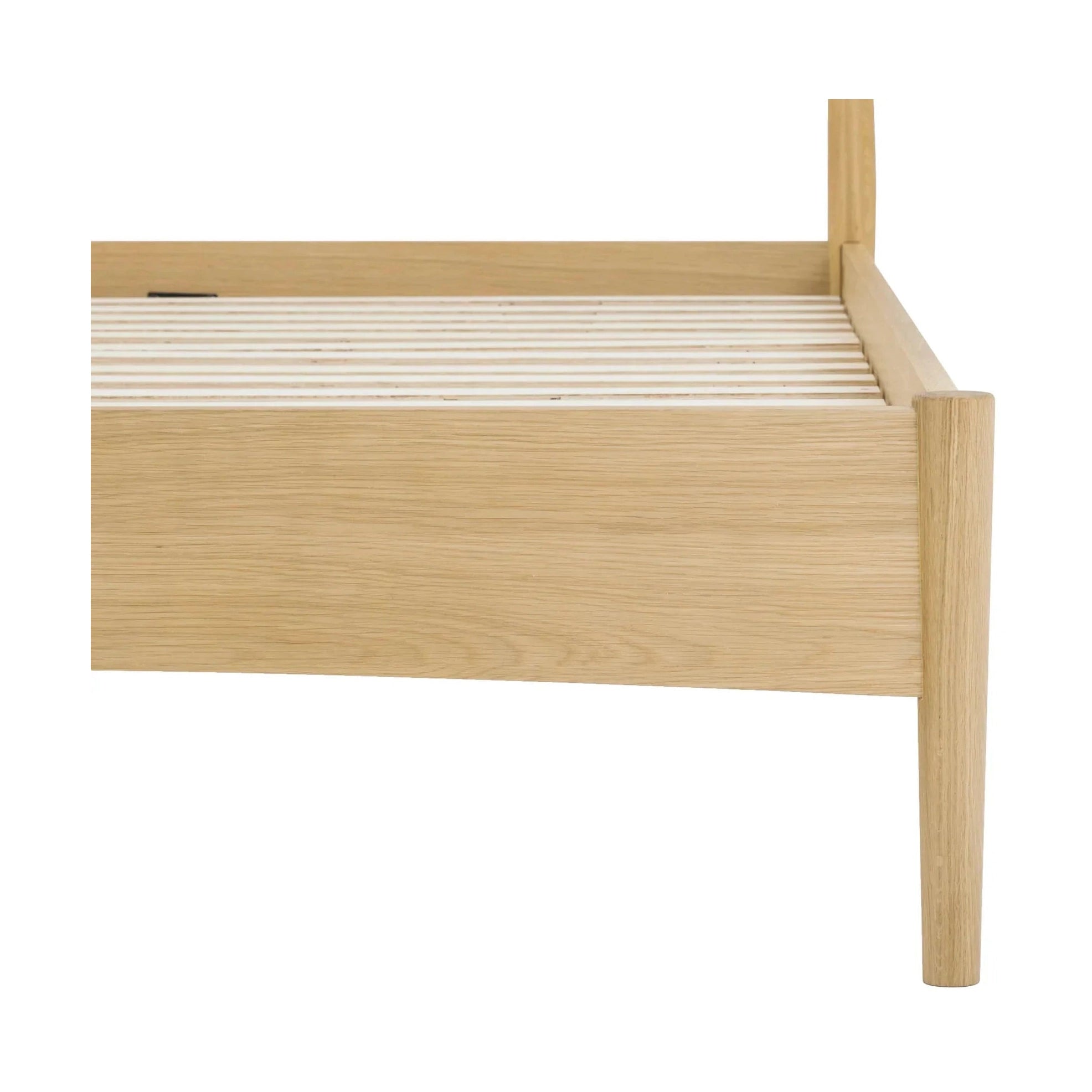 Ulric Bed