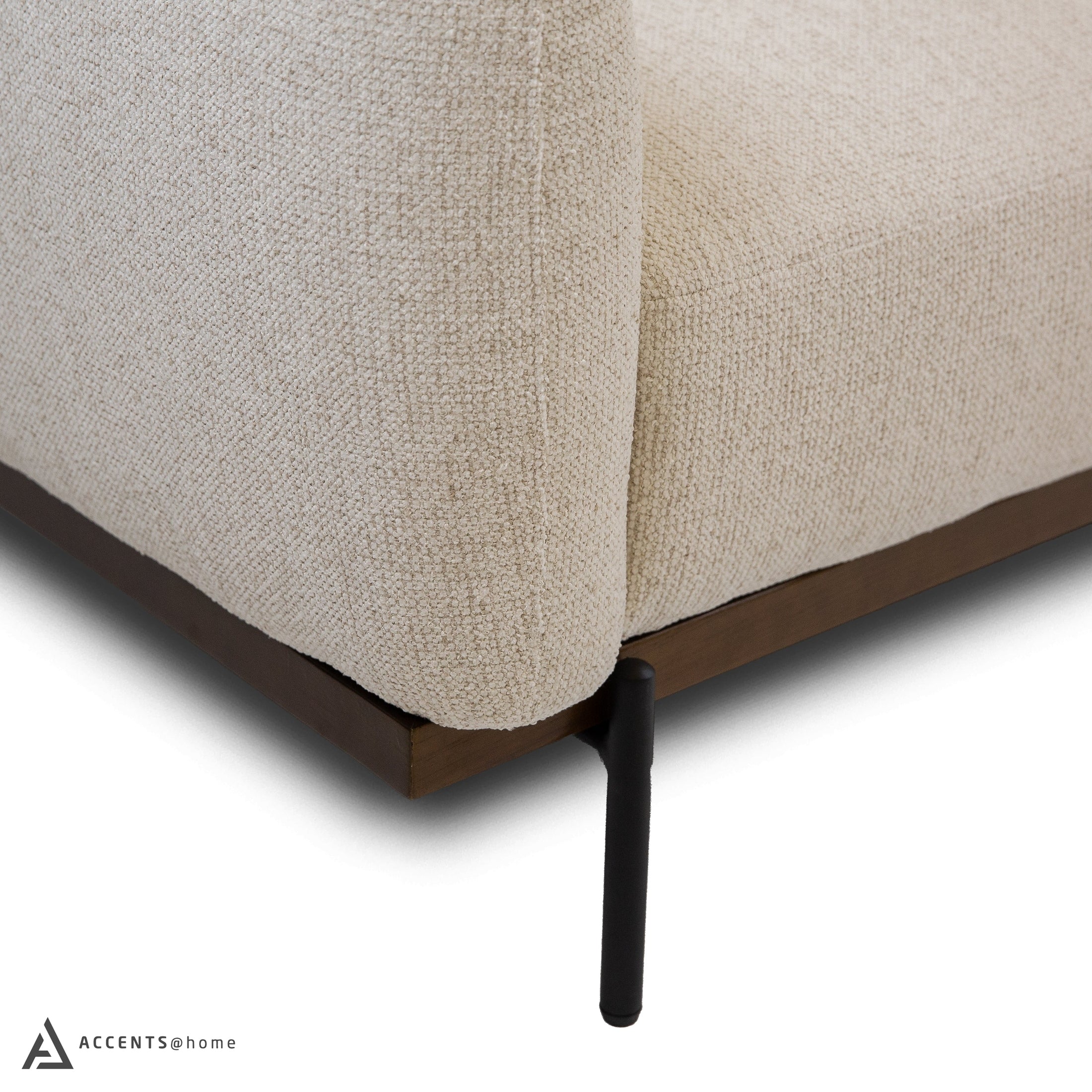 Meela Sofa