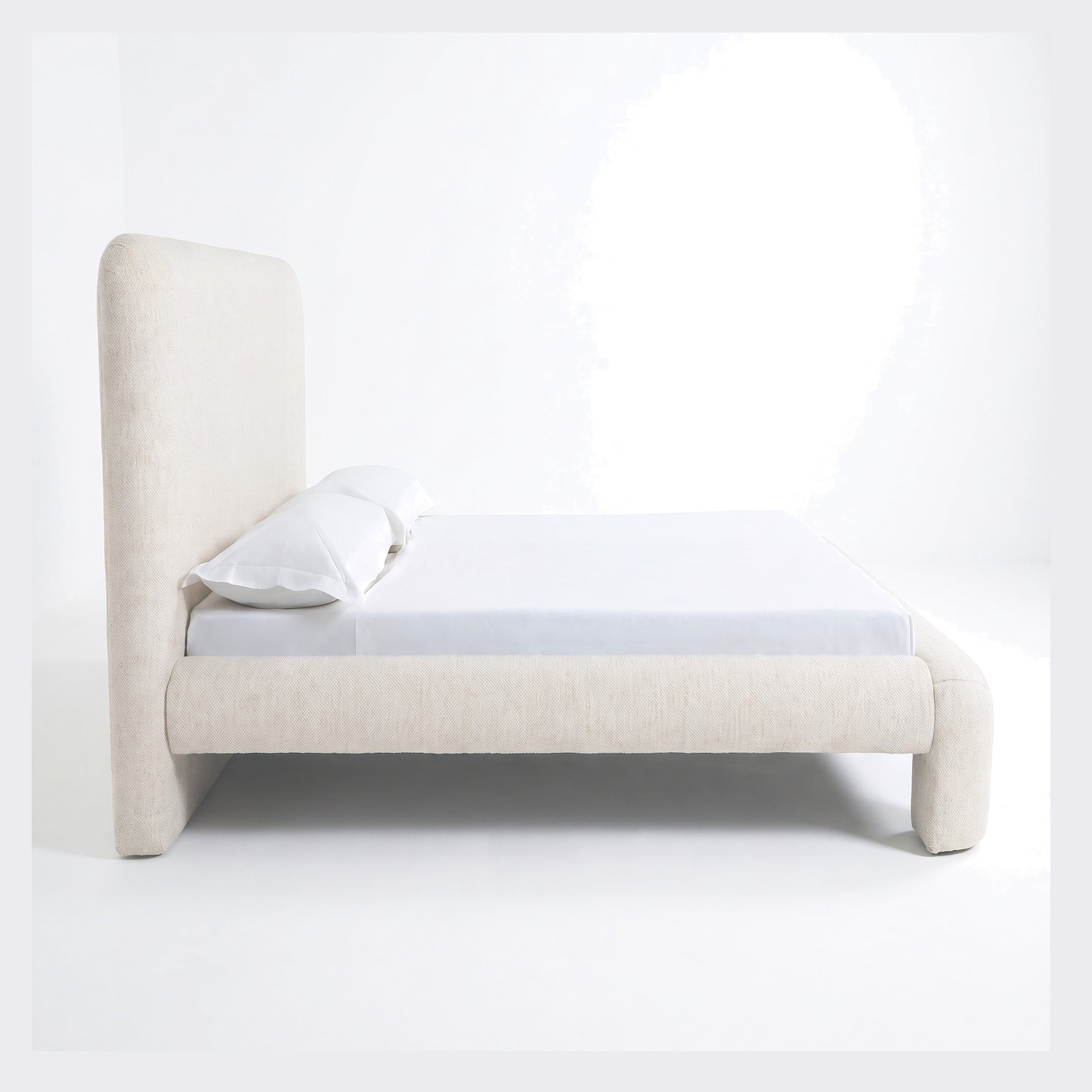 Mocoa Upholstered Platform Bed