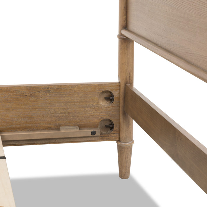 Whitmore Solid Wood Platform Bed inClaystone