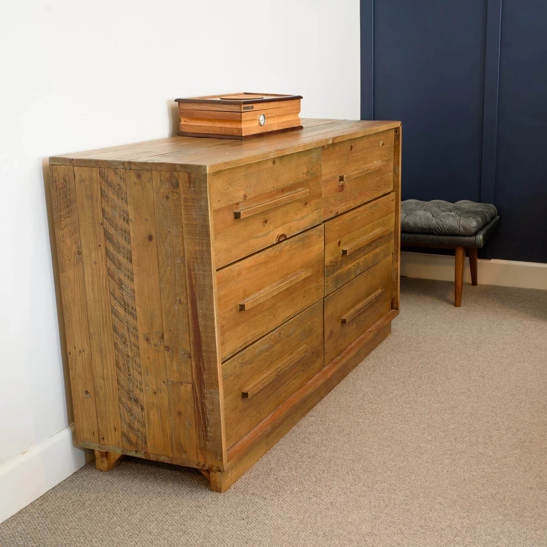 Dovian 6 Drawer Dresser - Dark Driftwood