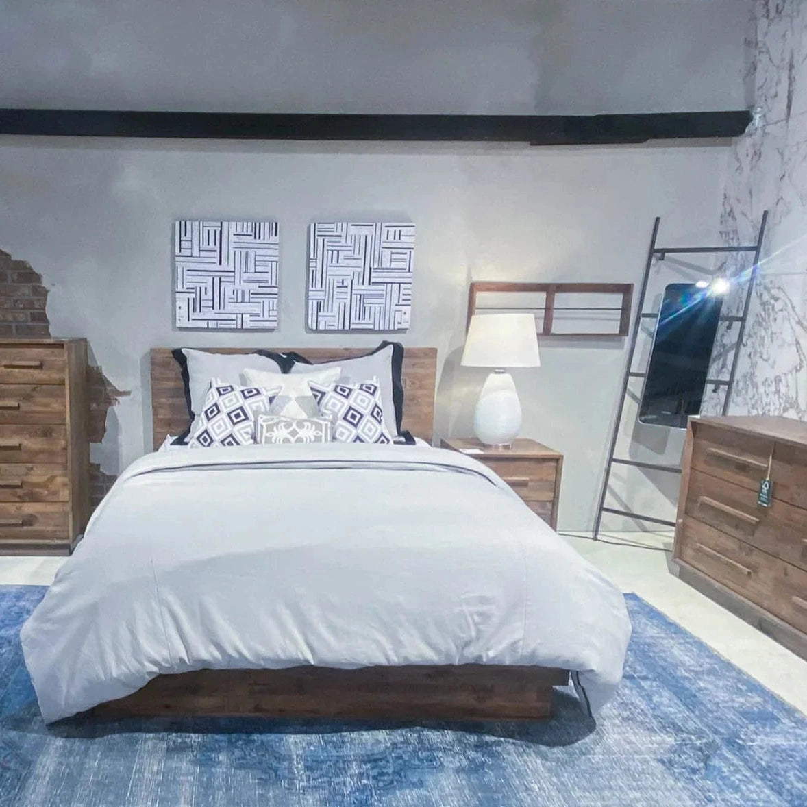 Dovian 6 Drawer Dresser - Dark Driftwood