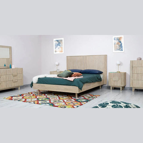 Delora Bed