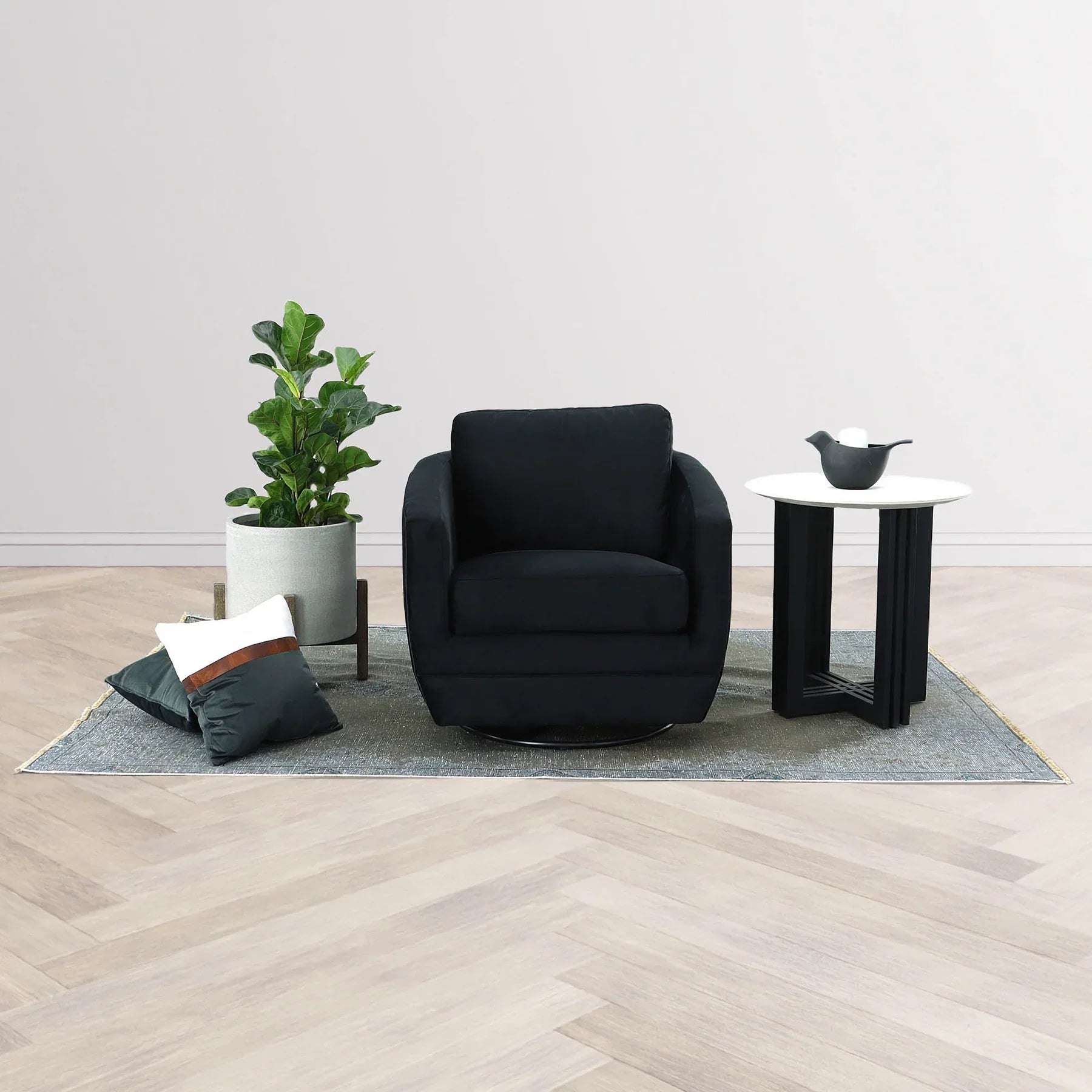 Zerith Round Standing Pot Stone