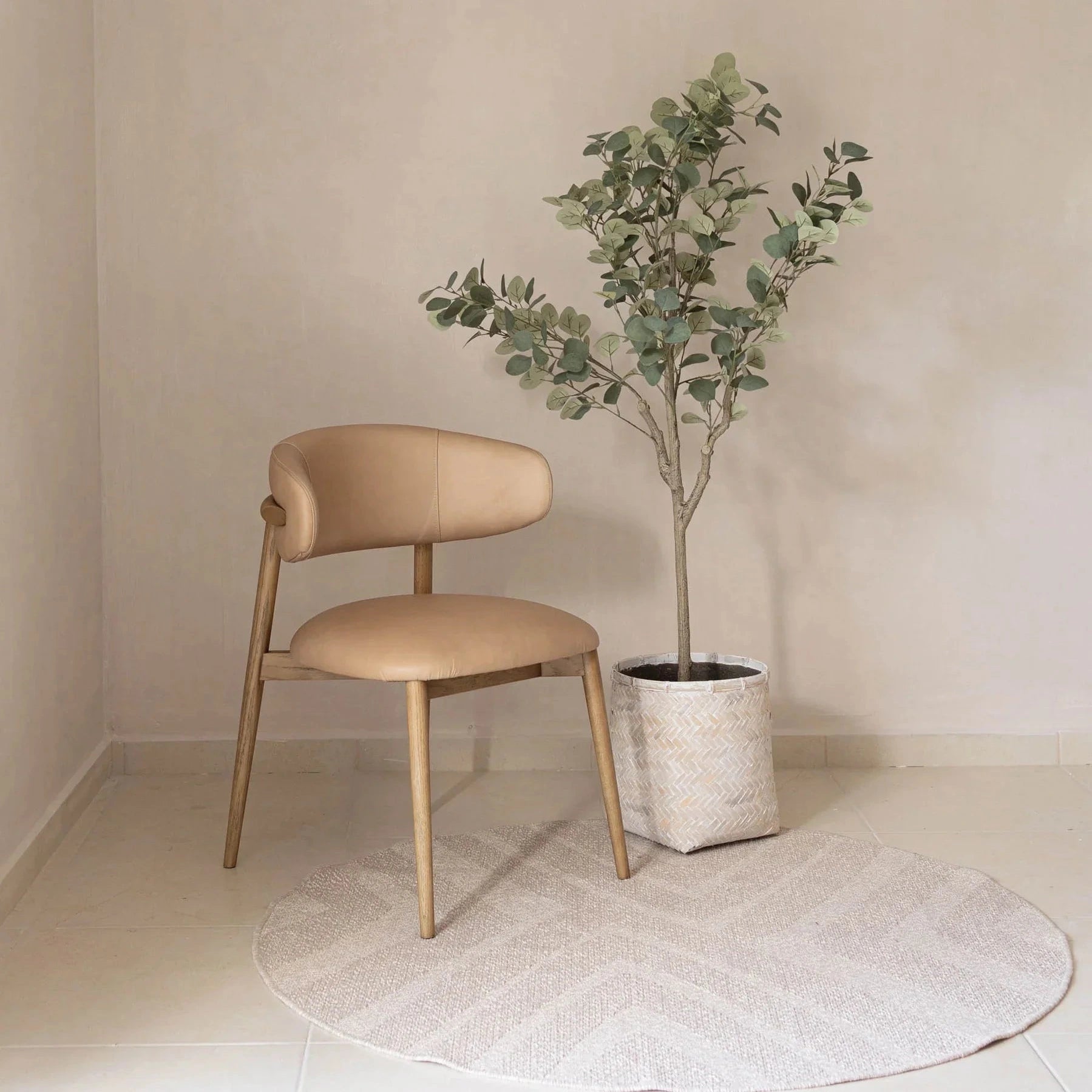 Tarnen Indoor Basket Pot