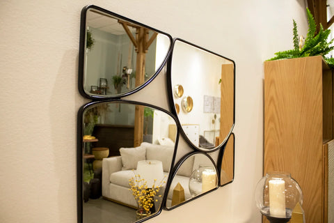 Armand Mirror