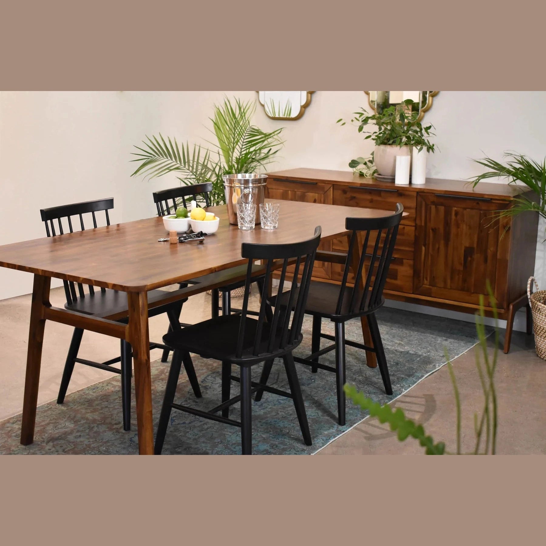 Helsa Dining Table