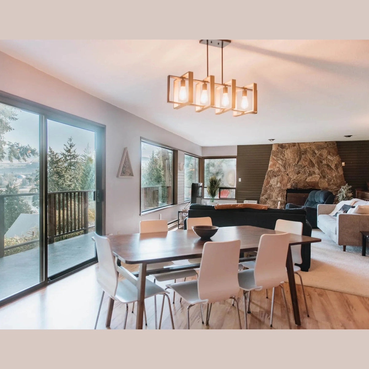 Helsa Dining Table