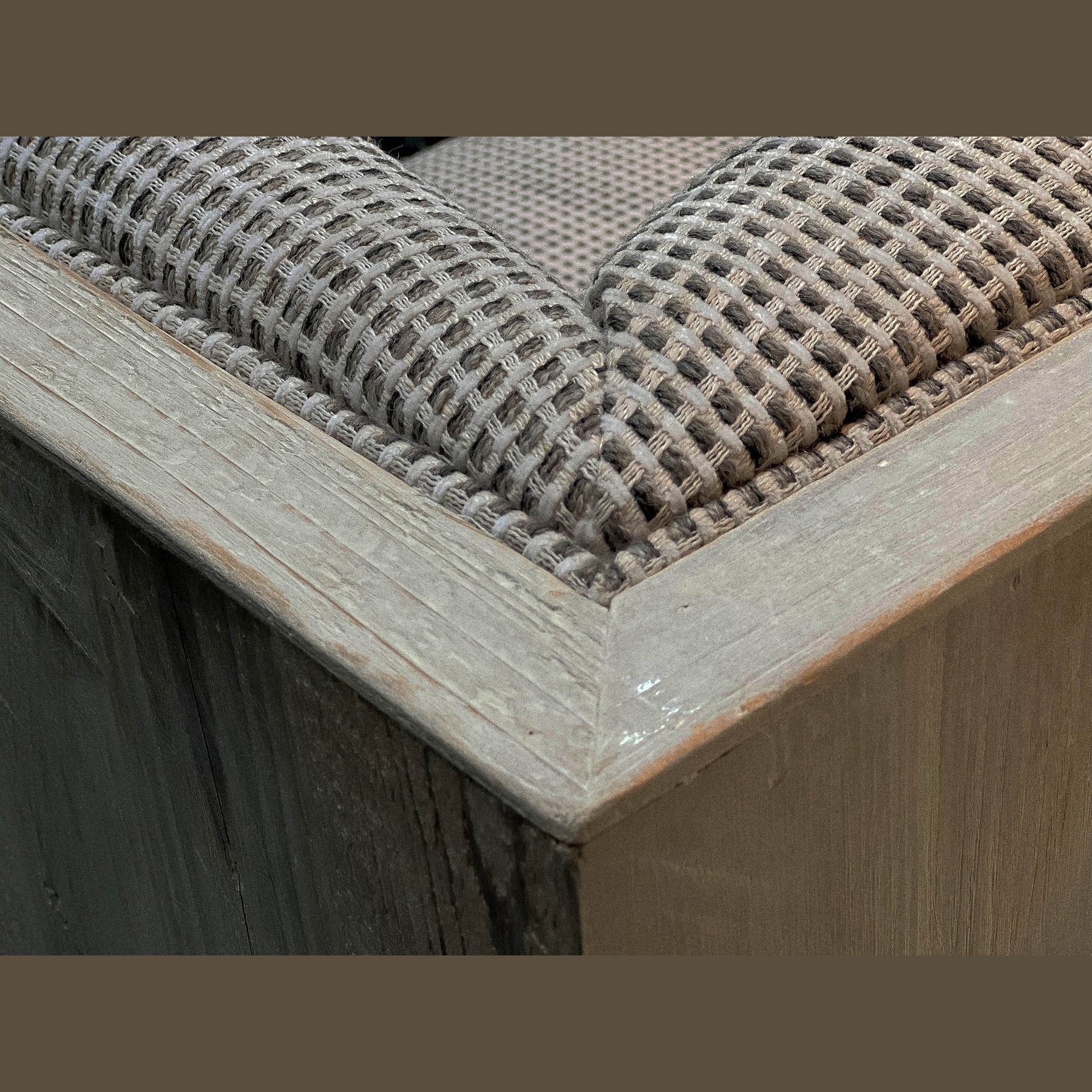 Orsala Sofa