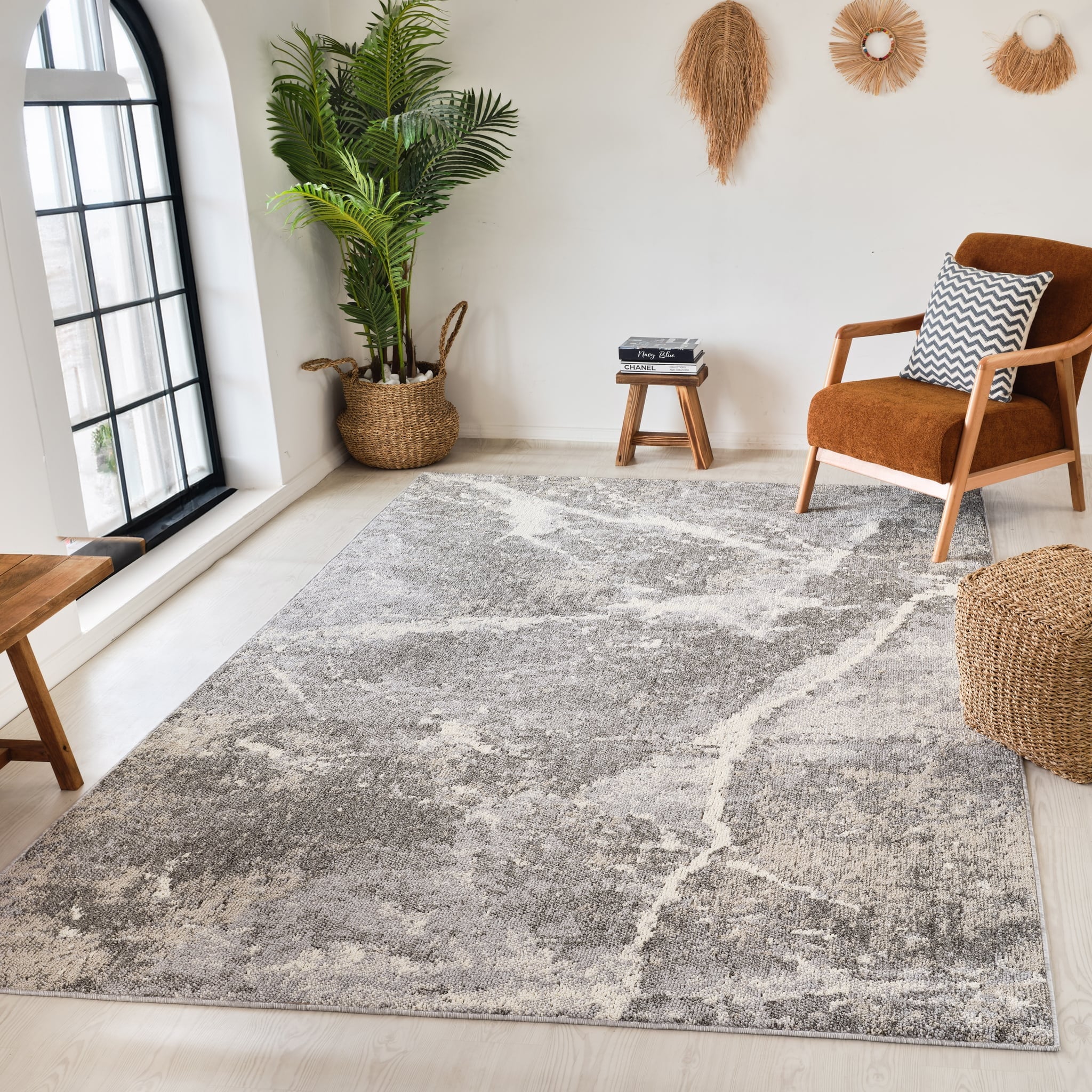 Bali Cream Contemporary Patchwork Area Rug – 5x8"