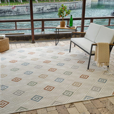 Aspen Cream Geometric Diamond Rug