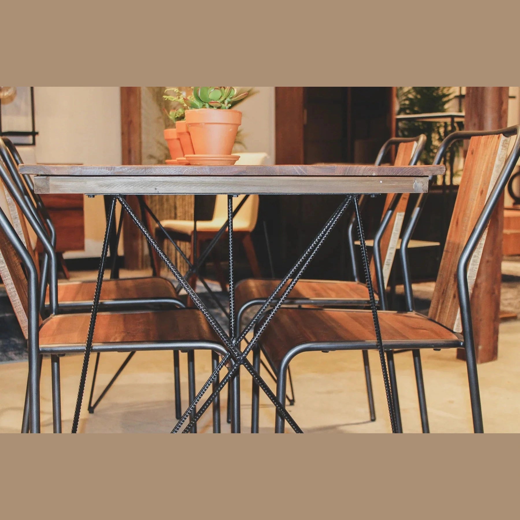 Helvyn Chair