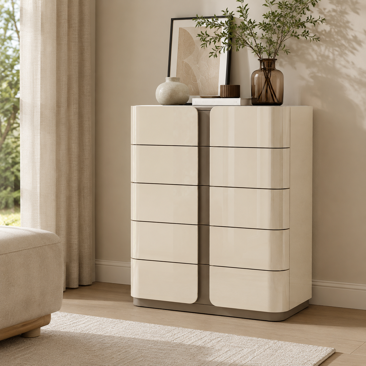 Verona Chest