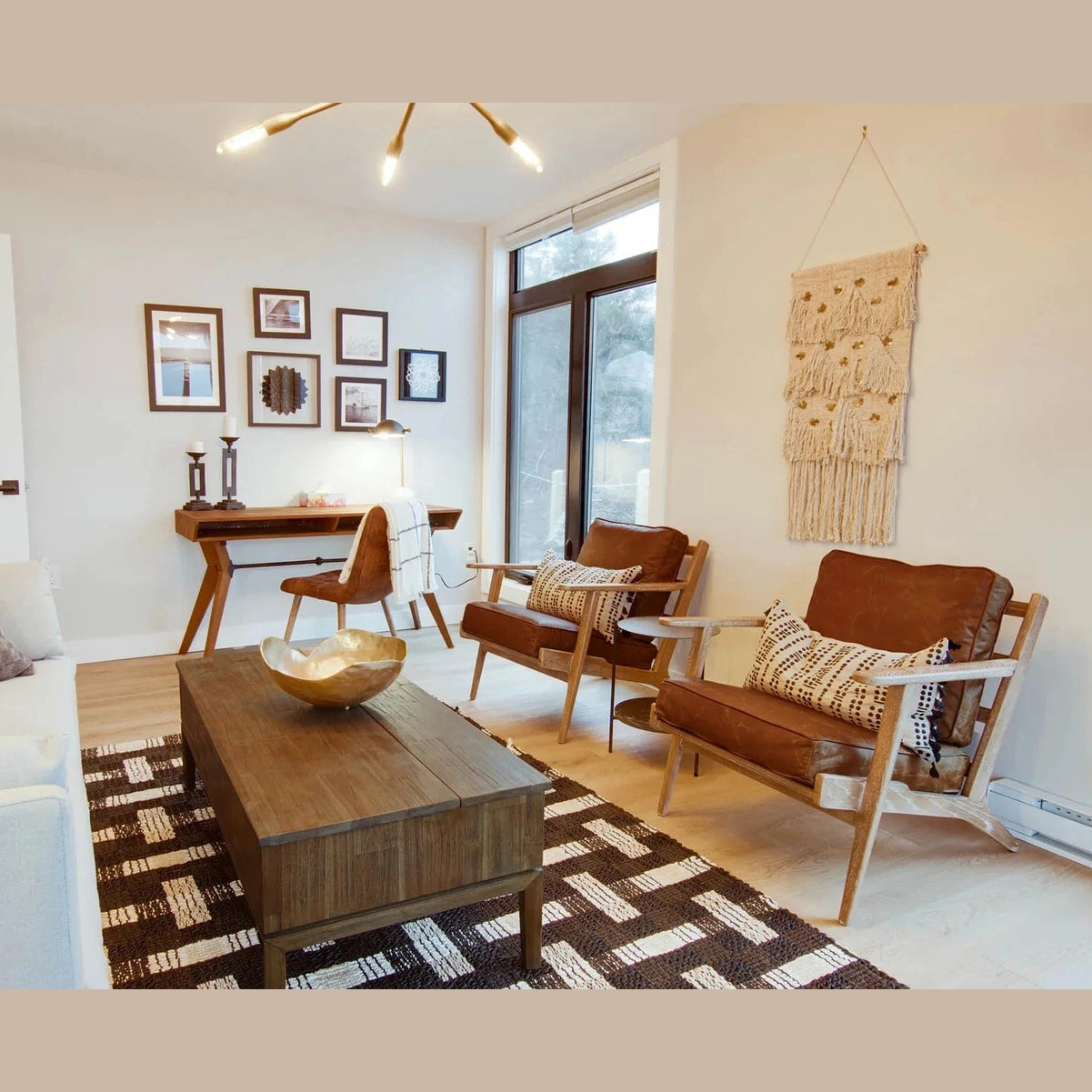 Ciro Coffee Table w/ Lift Top