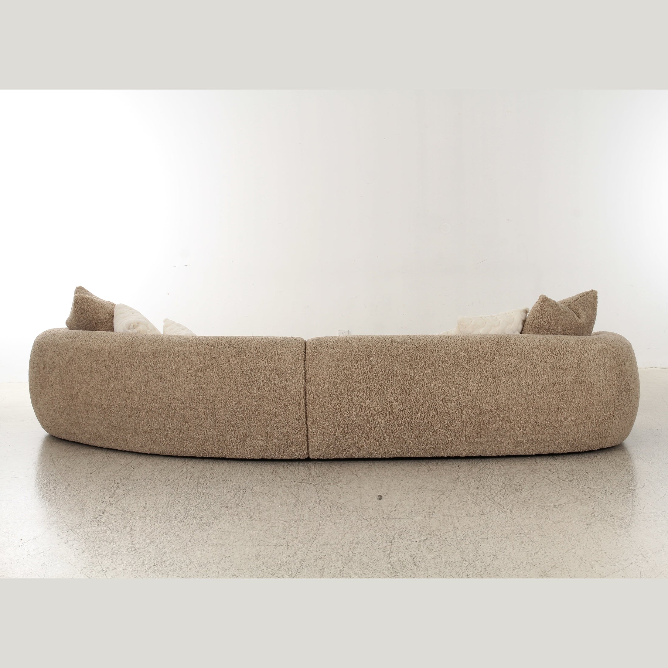 Solvik 2-Piece Sectional Sofa with Chaise