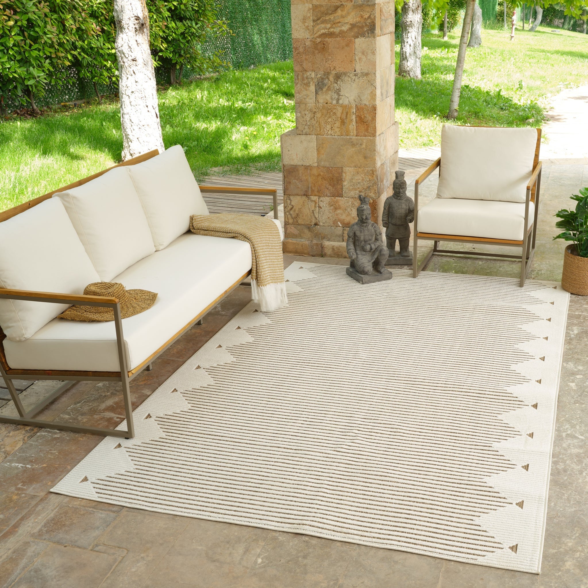 Aurora Beige Tribal Stripe Rug – 5 x 7'